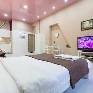 911flat.hotels-of-kiev.com/