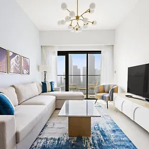 apt-luxurious-with-burj-khalifa-view.dubaihotelsoffers.com/